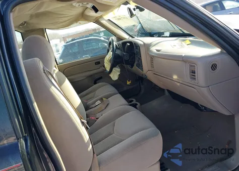 2004 Chevrolet Silverado 1500 Ls z USA, uszkodzony, nr VIN 1GCEK14TX4E138454